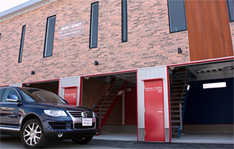 愛車のそばにいる贅沢