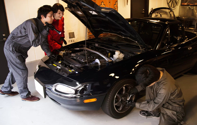 手入れも楽しめる、カーライフの拠点