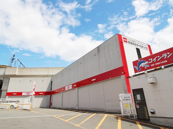 奈良駅前ライゼガレージ