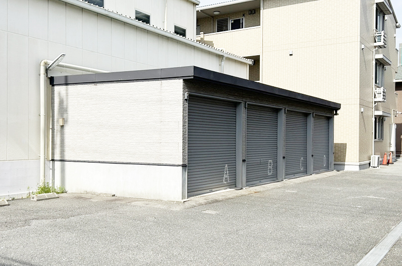 水堂町ライゼガレージ2